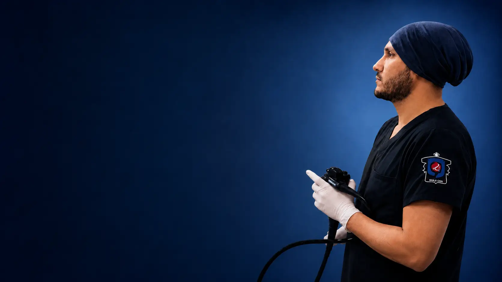 Dr. Javier Luna García, especialista en Coloproctología y Cirugía General